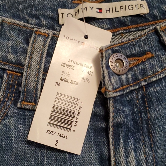 Brand new Tommy Hilfiger capris - Picture 2 of 2